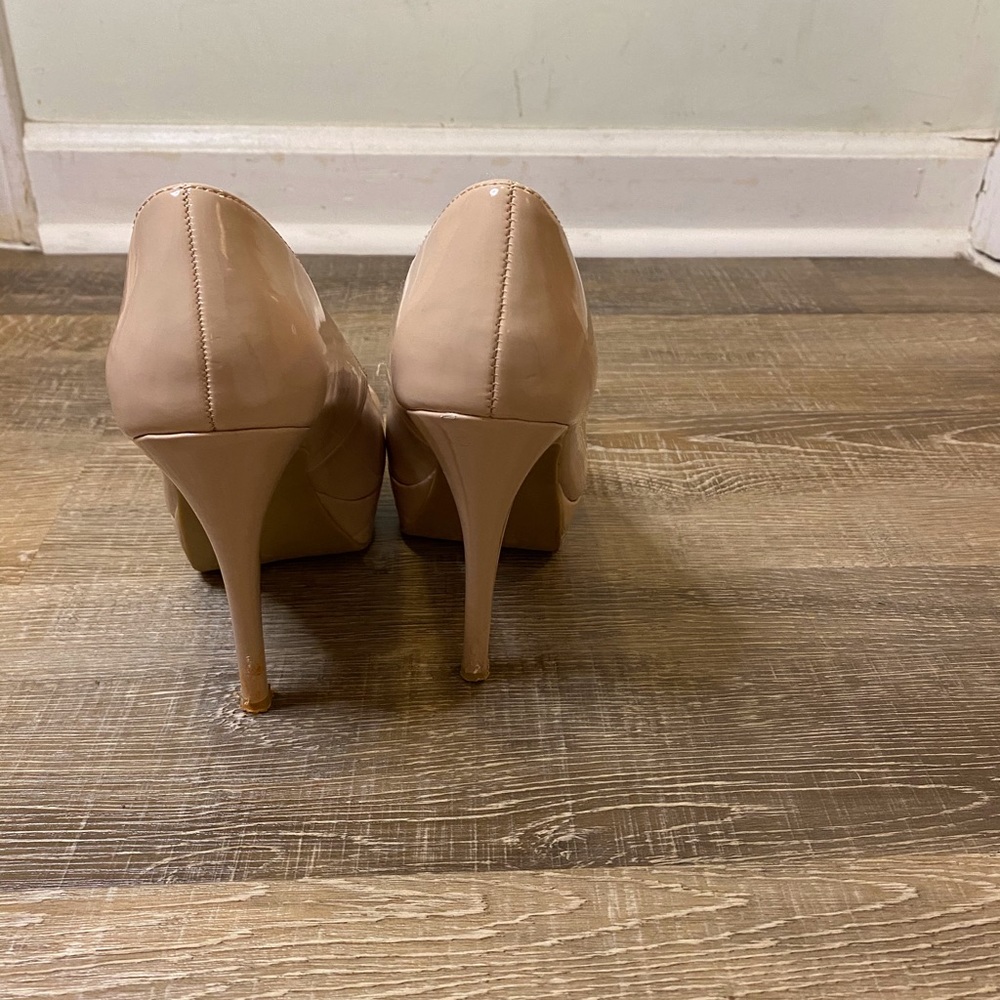 Nude Pumps - image 2